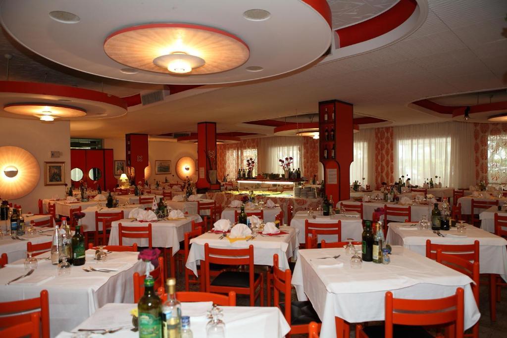 Hotel Venezia E La Villetta Lido di Jesolo Exteriör bild
