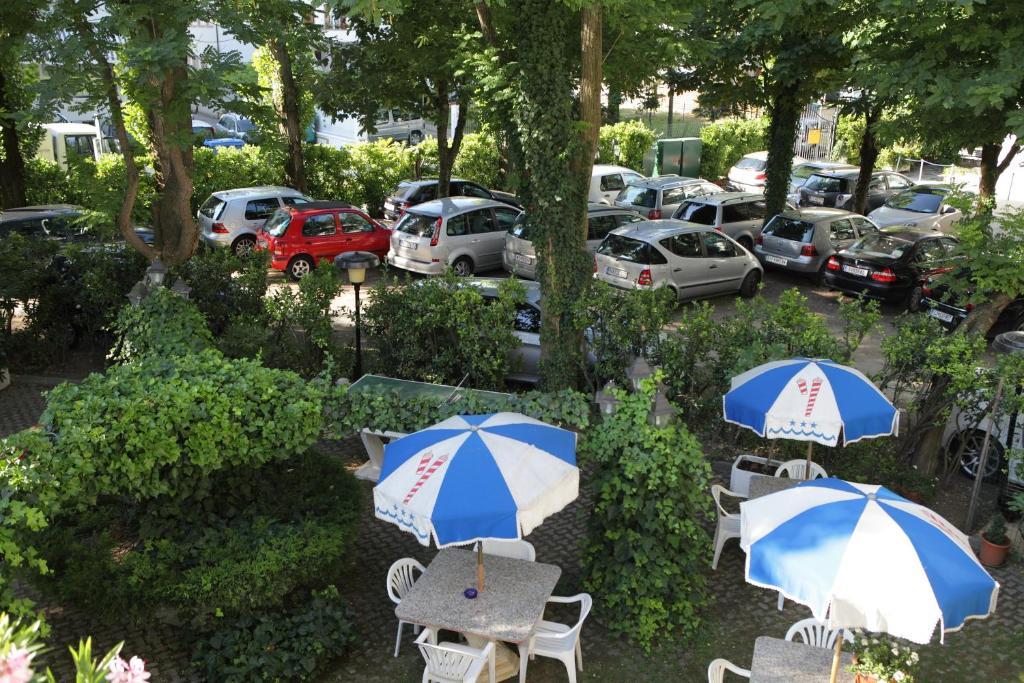 Hotel Venezia E La Villetta Lido di Jesolo Exteriör bild