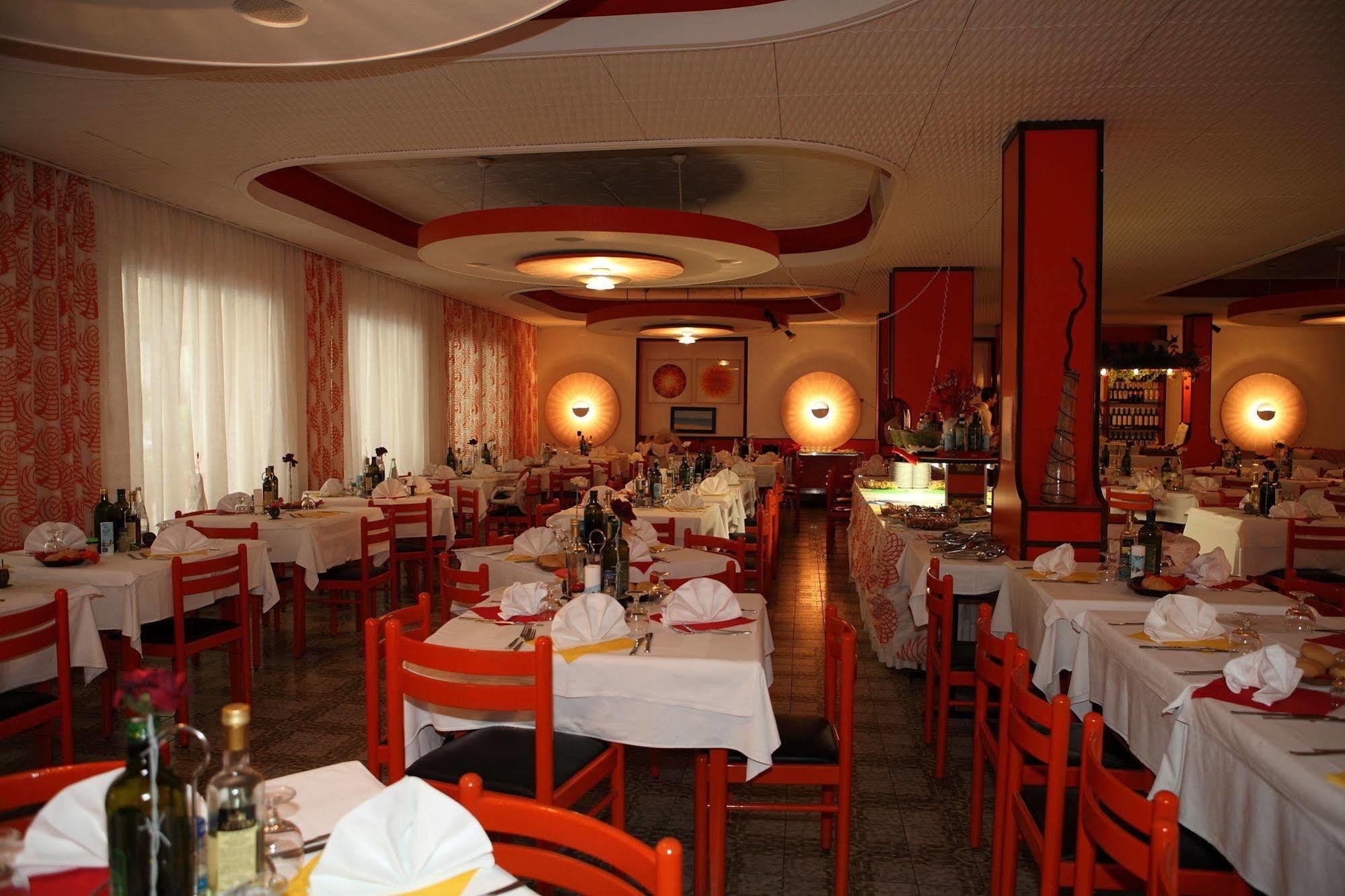 Hotel Venezia E La Villetta Lido di Jesolo Exteriör bild