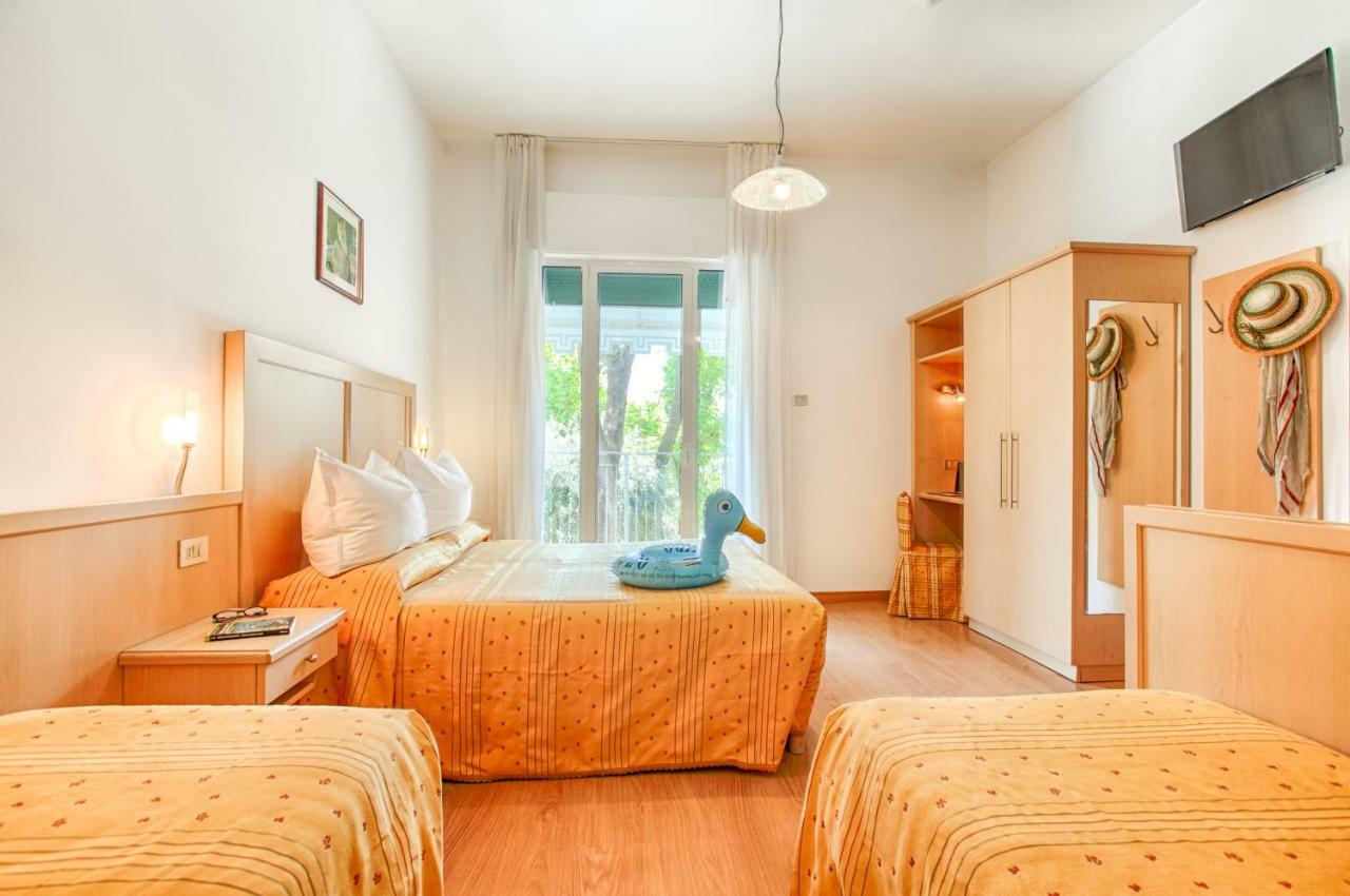Hotel Venezia E La Villetta Lido di Jesolo Exteriör bild